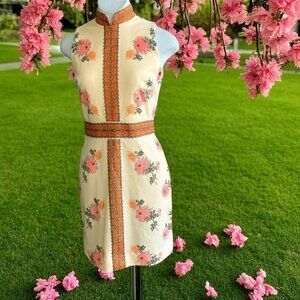 Alfred Shaheen Vintage 70s Hawaiian Orange Floral Waisted Sheath Dress Size 10